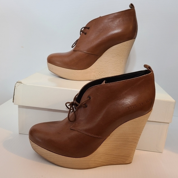$650 Woman by Common Projects lace up Platform Lea - Picture 7 of 11